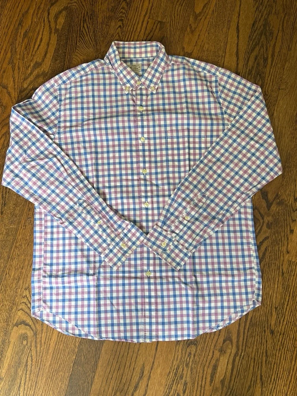 Bundle of 4 Vintage & Modern Button Front Shirts: Nordstrom, J Crew, G Beene